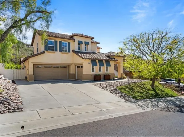 3398 Holly Oak Ln, Escondido, CA 92027