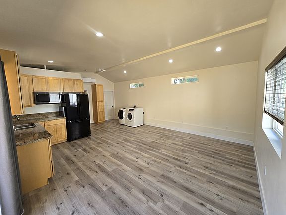 5th image of 3176 Sierrama Dr