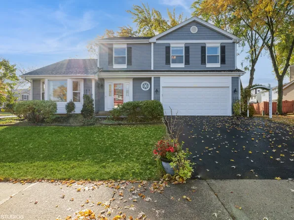 807 Tanglewood Dr, Wheeling, IL 60090