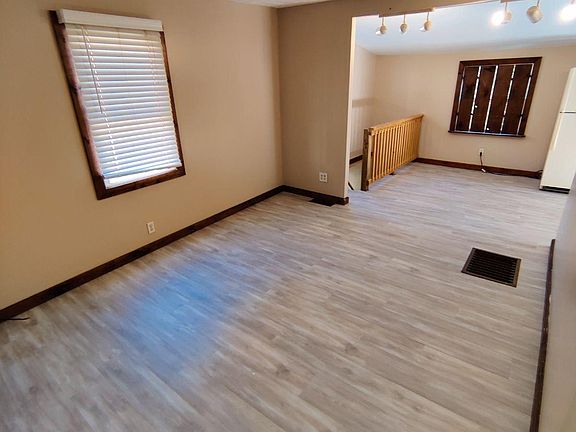 2nd image of 643 28th St