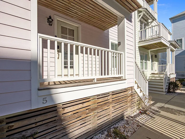 107 W Bogue Blvd #5 — Photo 17
