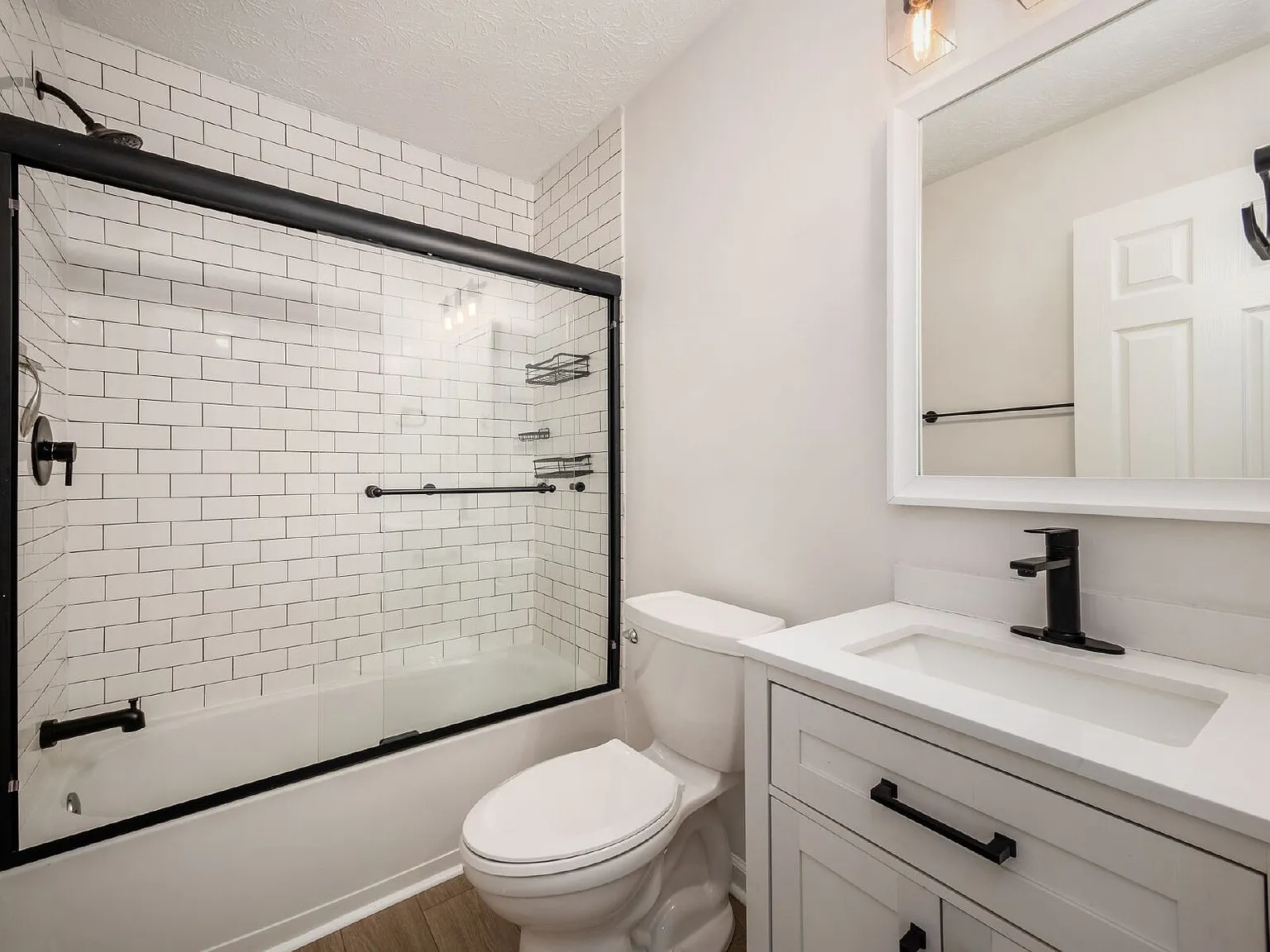 2 bed, 1.0 bath, 728 sqft, $1,550 — Photo 4