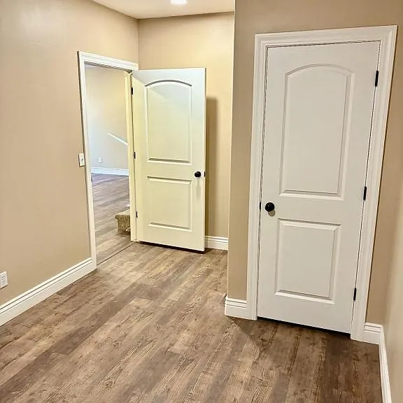 2612 Eastview Dr — Photo 33