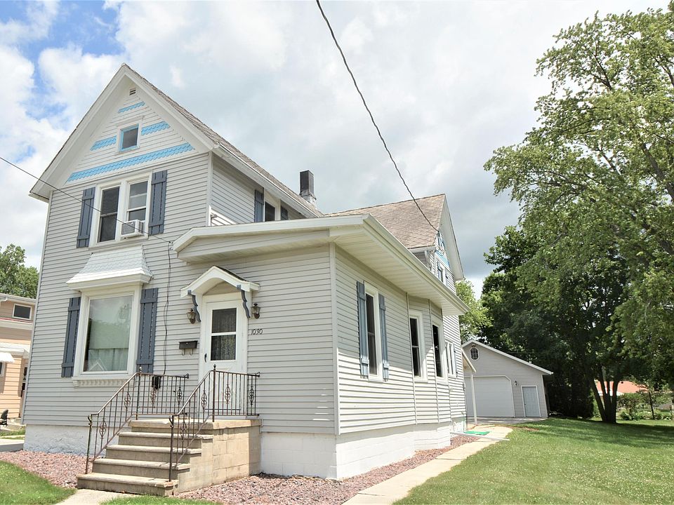 2nd image of 1030 N 4th St