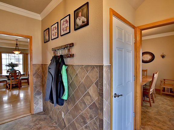 4th image of 74 Old Quarry Ln