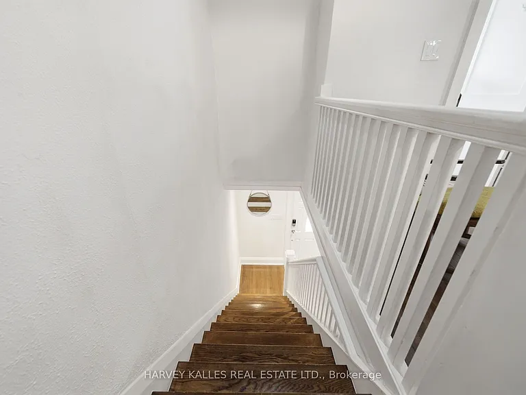 67 Falcon St — Photo 32