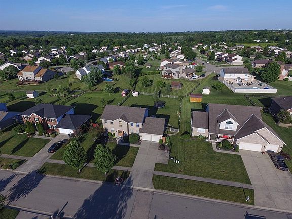 3rd image of 5588 Echo Springs Dr