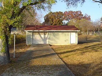 2nd image of 1015 E Sunshine Dr