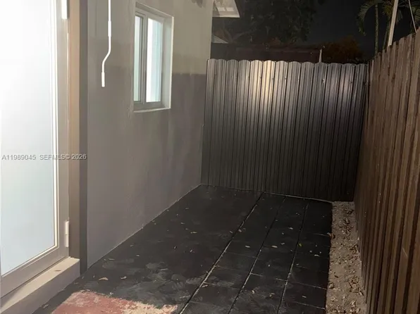 19541 NW 57th Ct, Hialeah, FL