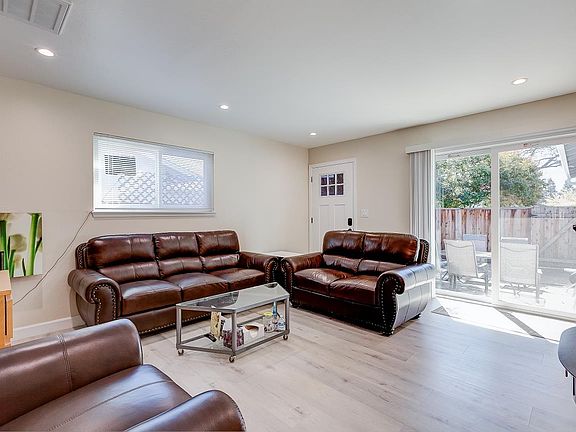 4th image of 769-771 Alvarado Ave