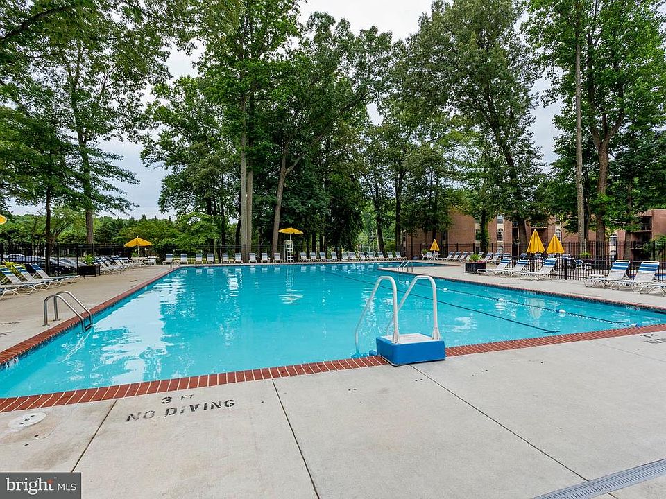 1st image of 3326 Woodburn Village Dr APT 21