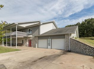 10250 Foliage Rd, Joplin, MO 64804