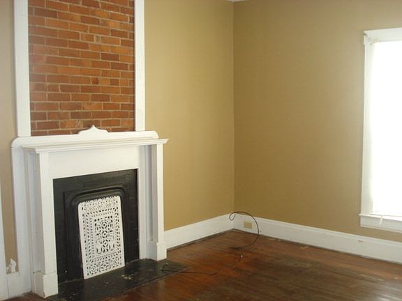 4th image of 217 Houston Ave