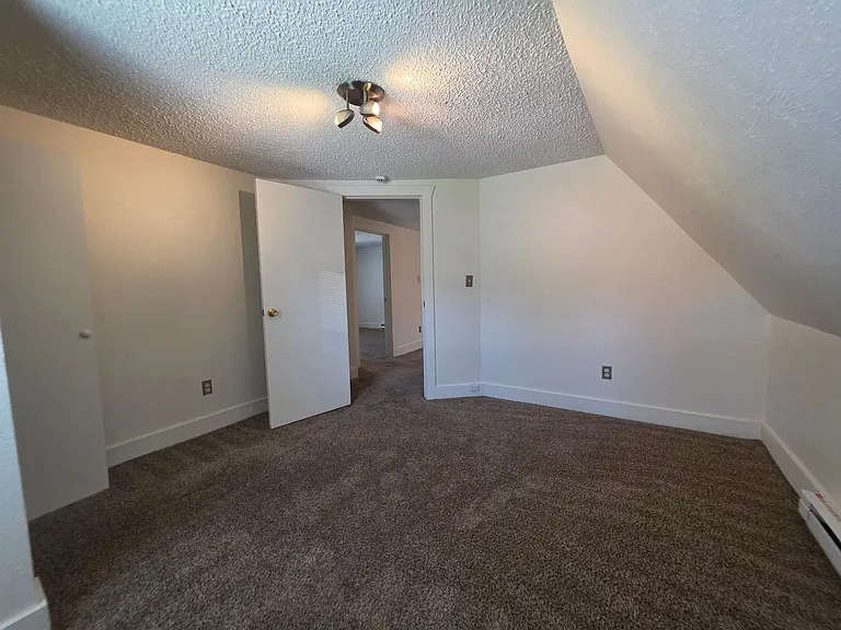 348 Collyer St #104 — Photo 11