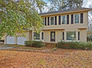 101 Hampton Dr, Summerville, SC 29485