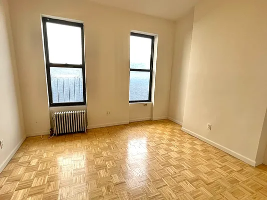 Rented by Compass | media 9