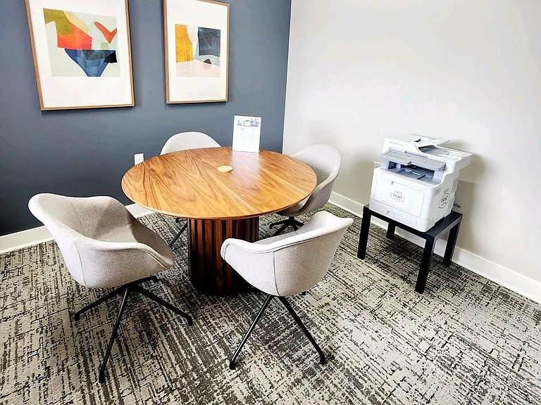 Private Office & Business Center