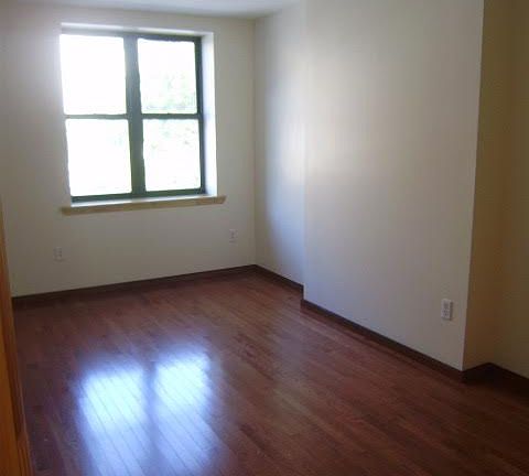 5th image of 2334 2nd Ave APT 1