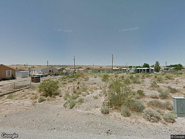 2nd image of 548 N Manzanita Ave