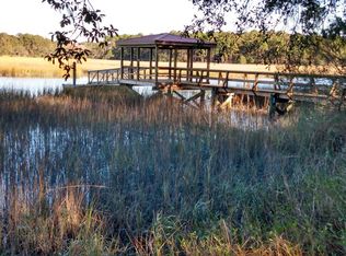 572 Sams Point Rd, Beaufort, SC 29907