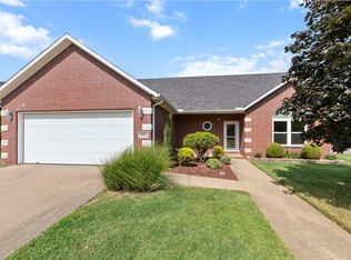 3802 SW Huckleberry St, Bentonville, AR 72713