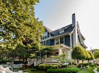 5417 N Lakewood Ave, Chicago, IL 60640