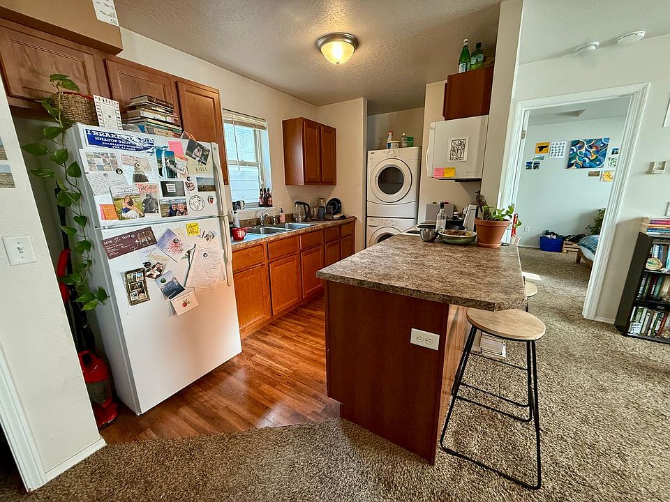 1st image of 1315 Montana St #201