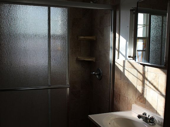5th image of 515 W Church St