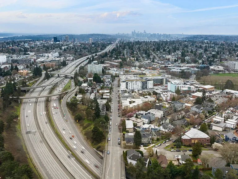 Greenlake Terrace Apartments — Photo 22