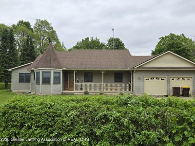 226 E Washington St, Maple Rapids, MI, 48853