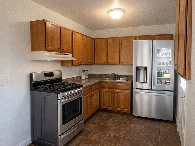 2229 Charjean Rd — Photo 2