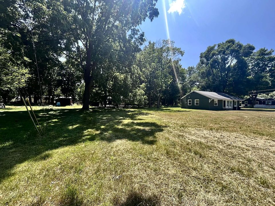 1st image of Wilcox St