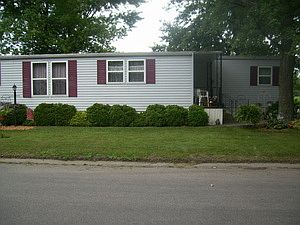 2nd image of 804 Carriage Lane Est