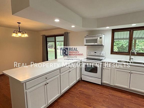 5th image of 1600 Fuquay Rd