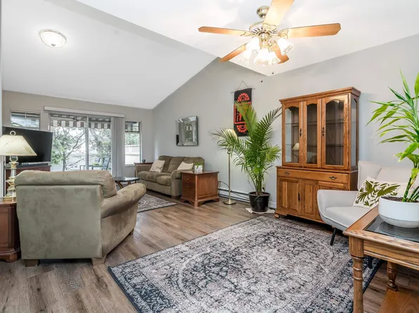 8737 212th St #24, Langley, BC V1M 2C8