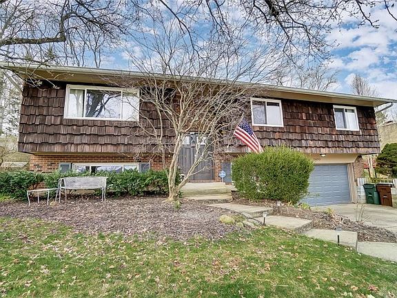3rd image of 2400 Bending Willow Dr
