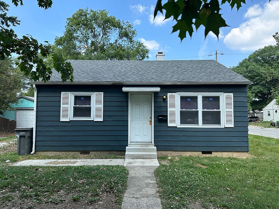 1st image of 2401 N Centennial St