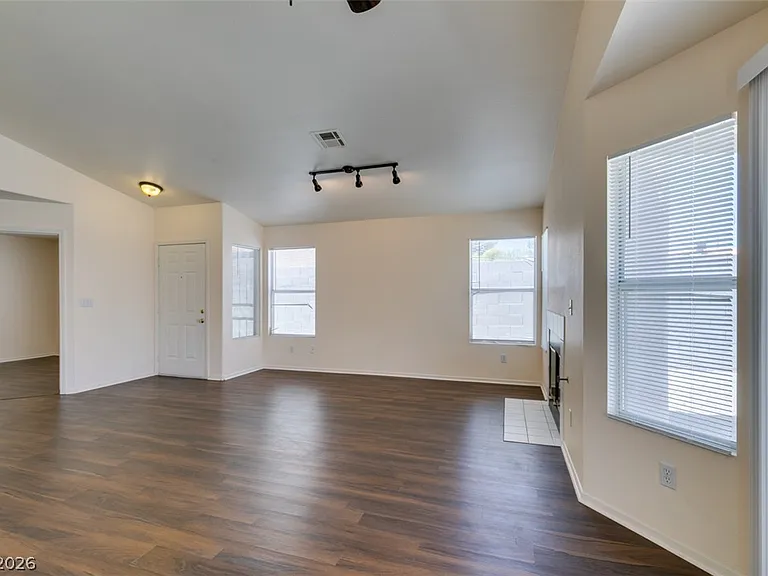 8216 Ogee Dr — Photo 13