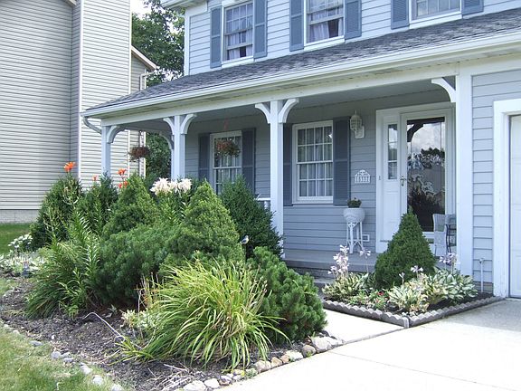 2nd image of 15337 Dewitt Dr