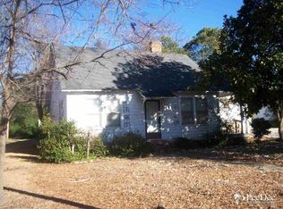 100 Livingston Ave, Bennettsville, SC 29512