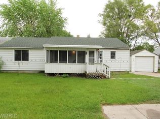 6603 S Greenville Rd, Greenville, MI 48838