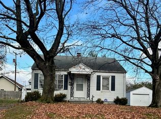 1440 E Buena Vista Ave, Decatur, IL 62521