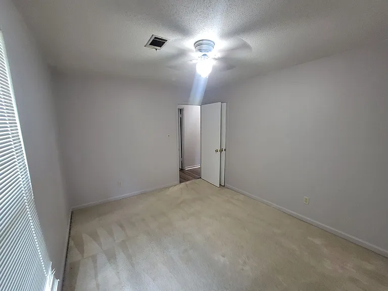 3737 Woodcock Dr — Photo 20