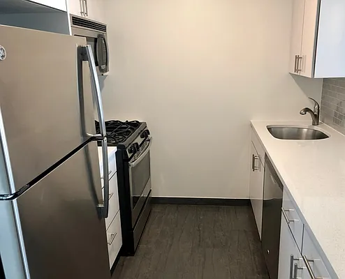 Rented by The Dermot Realty Management Company | media 45