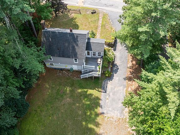 2nd image of 67 Brookline Rd