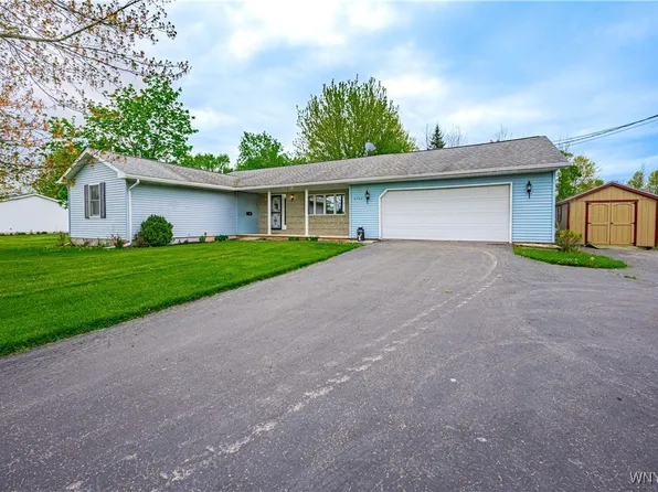 8702 High St, Barker, NY 14012