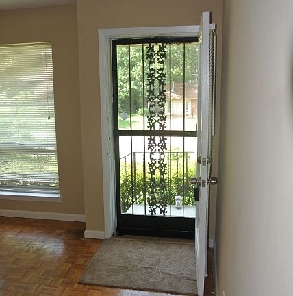 2nd image of 5159 Craigmont Dr