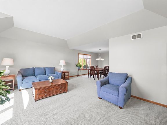 4th image of 8100 Highfield Ct