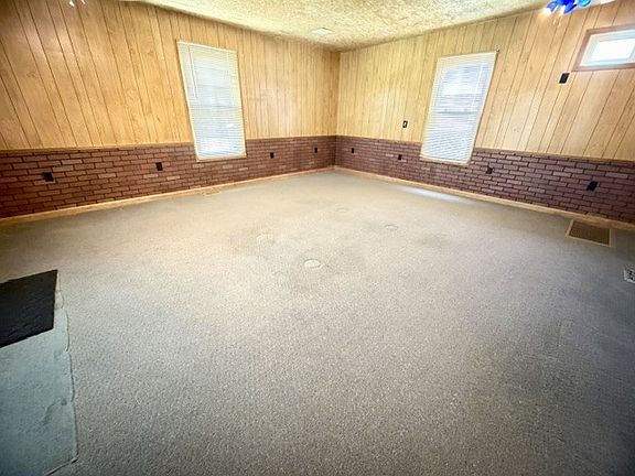 2nd image of 44 Myrick Rd
