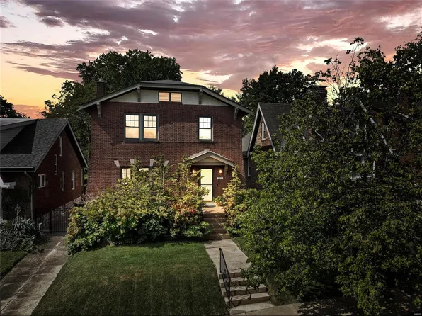3832 Bowen St, Saint Louis, MO 63116